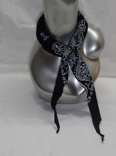 Hydrogel scarf concept